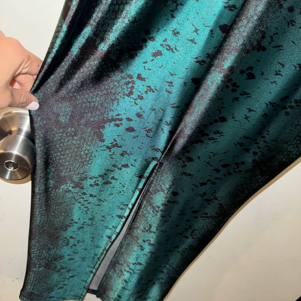 JLUXLABEL Teal and Black Midi Dress - Picture 3 of 4